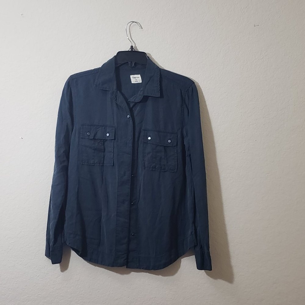 GAP Button-Down women's Shirt  SIZE XS